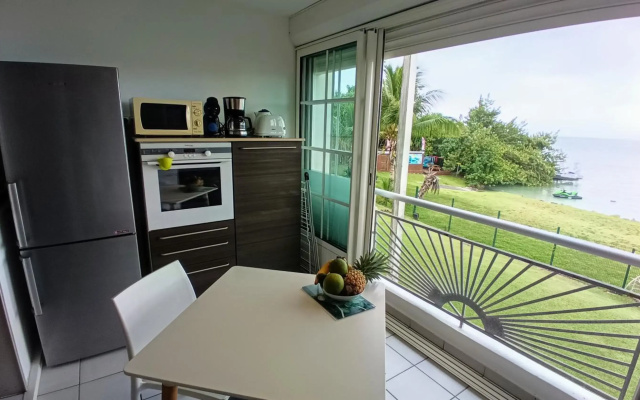 Studio "Ti Yucca" avec sa vue mer au Gosier