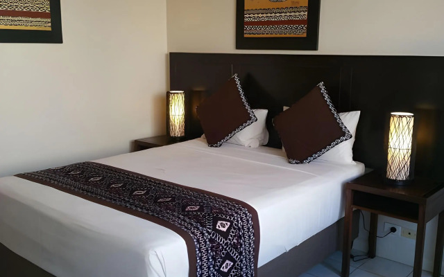 Smugglers Cove Beach Resort and Hotel
