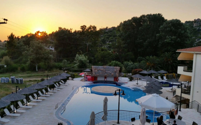 Hotel Makednos
