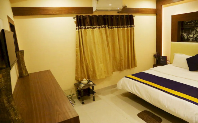 OYO 460 Hotel Ivory Residency
