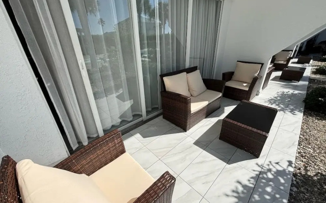 Grace Bay Suites