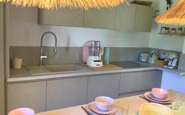 La Boheme. Maison de Village Cosy, Jardin Et Spa.