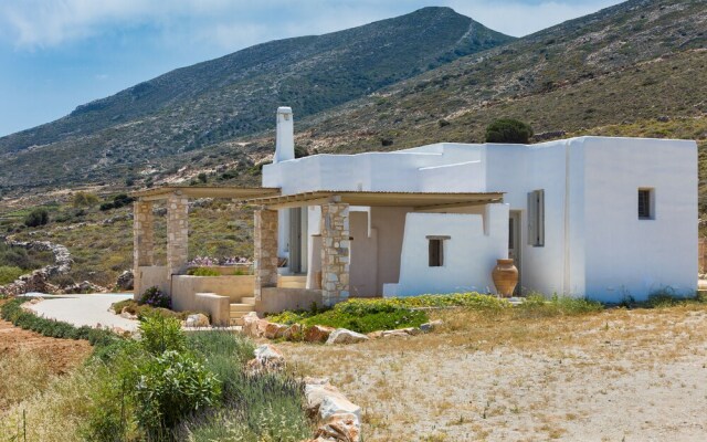 Thita Estate Suite With Private Pool