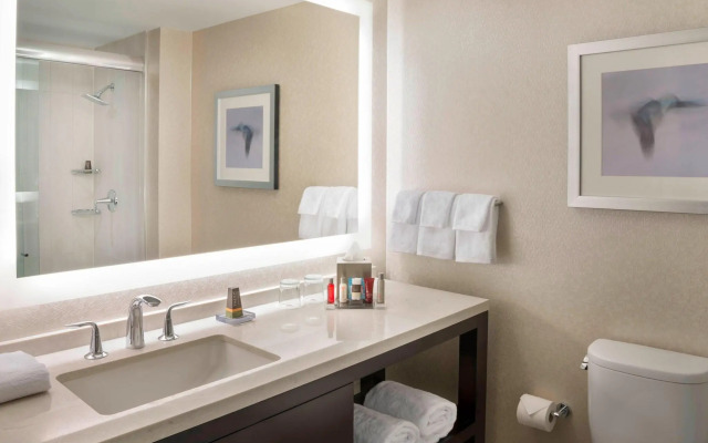 Marriott Downtown at CF Toronto Eaton Centre