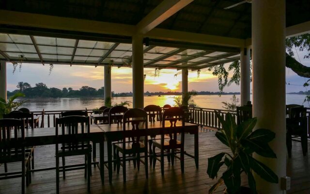 Little Eden Hotel