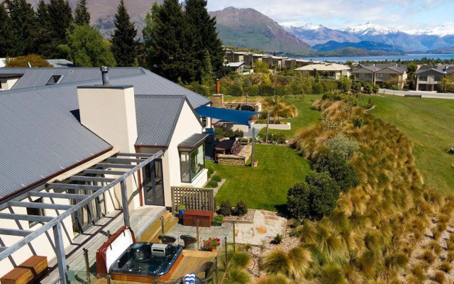 Websters on Wanaka Lodge