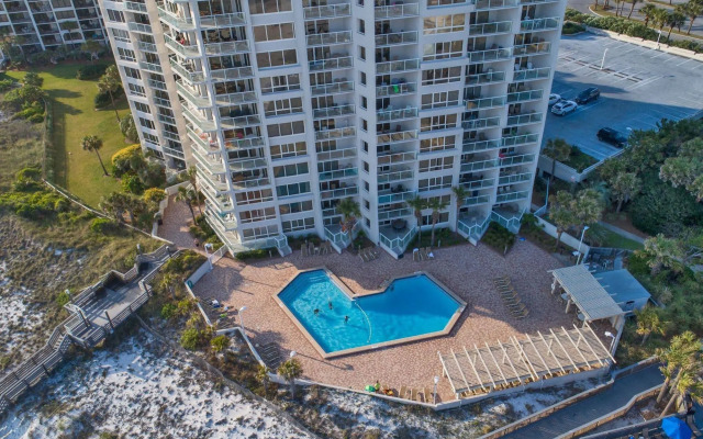 Beachside Towers at Sandestin by Panhandle Getaways