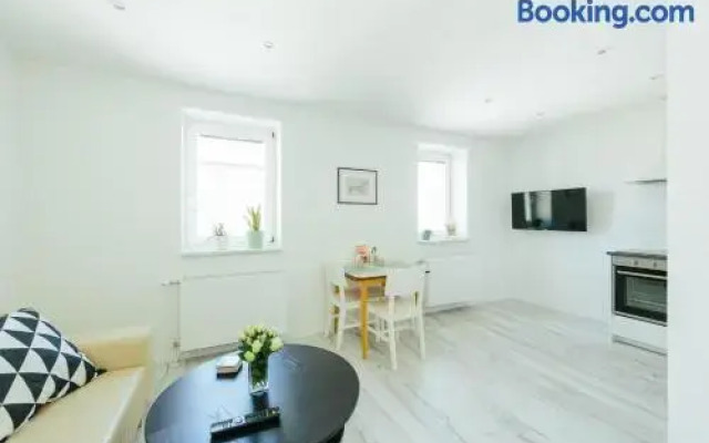 The newPAST Apartment