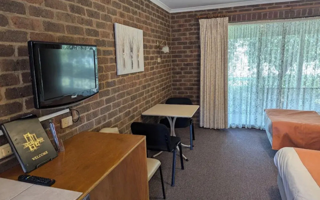 Barham Colonial Motel