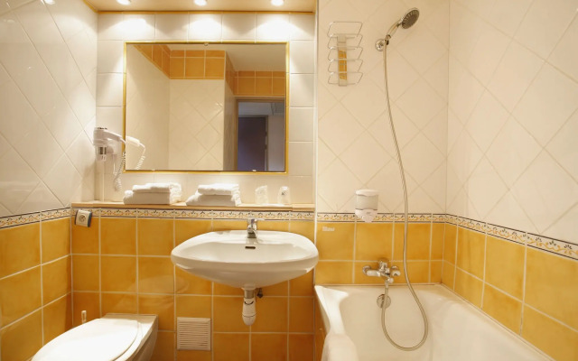 The Originals City, Hôtel Armony, Dijon Sud