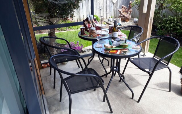 Peaceful And Quiet Witherlea Homestay