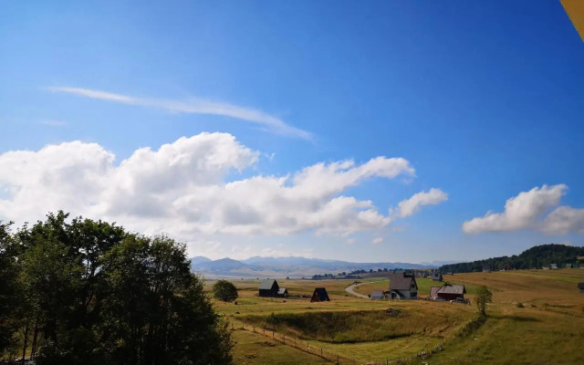 Guest House Tiha noć