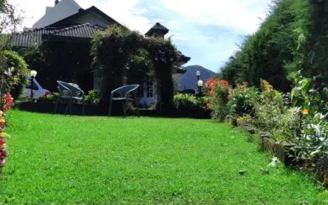 Royal Terrace Holiday Bungalow