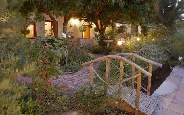 Yellow Aloe Guesthouse