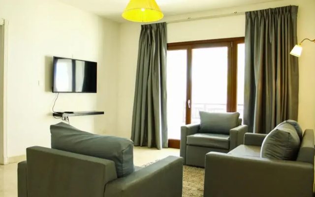 Exclusive 3-bedroom Marina Escape