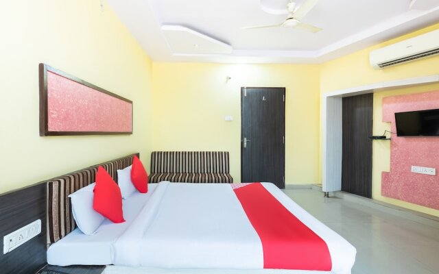 OYO 40153 Hotel Rajendra Palace