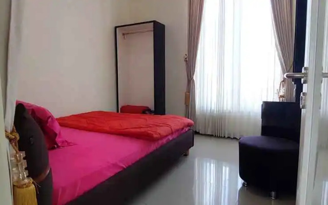 Kusuma Hill C10 - Three Bedroom