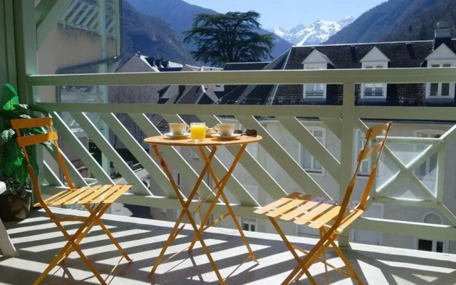 Appartement Bagnères-de-Luchon, 2 pièces, 5 personnes - FR-1-313-167