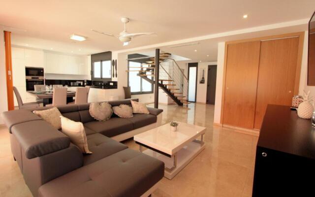 Leon Inmo Medas 27 A - 10699