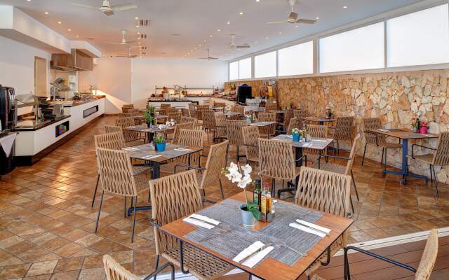 Apartamentos Cala d'Or Playa