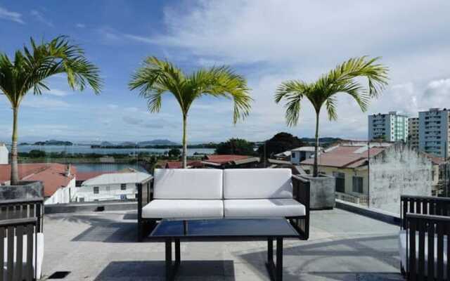 w Charming 2BR With Rooftop Pool Casco Antiguo