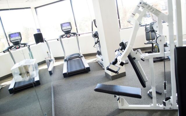 Carson Valley Motor Lodge & Suites