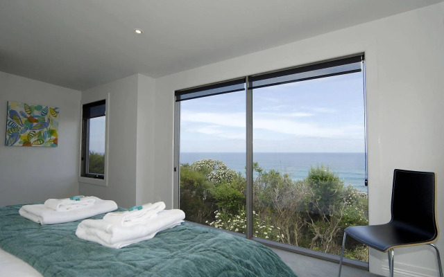 Points South By The Sea