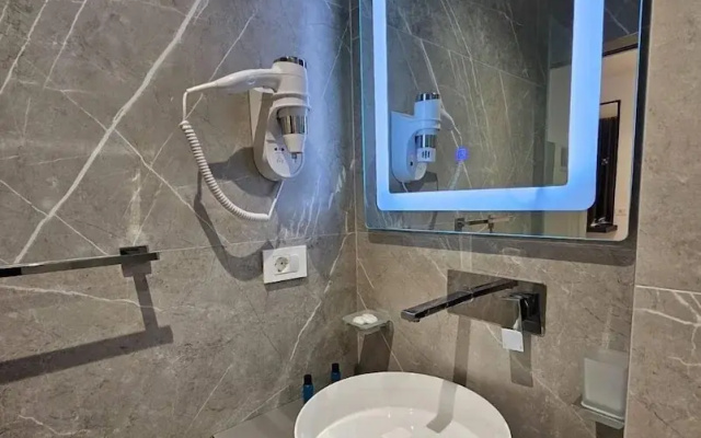 Adele Hotel Ksamil