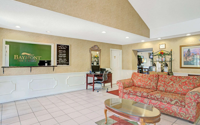 Baymont by Wyndham Smithfield