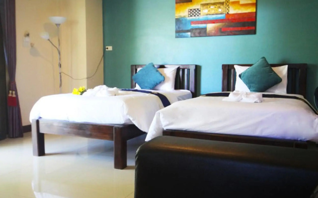 Saphli Villa Beach Resort