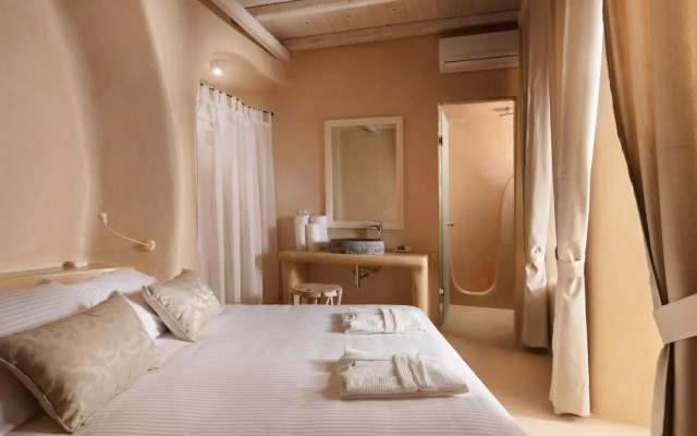 Dome Santorini Resort & Spa