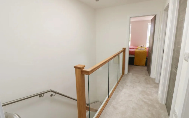 9 Breakwater Way