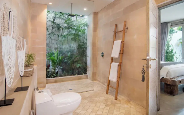 Villa Mia by Villa Finder