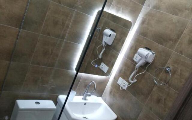 Roshka Apartment 307