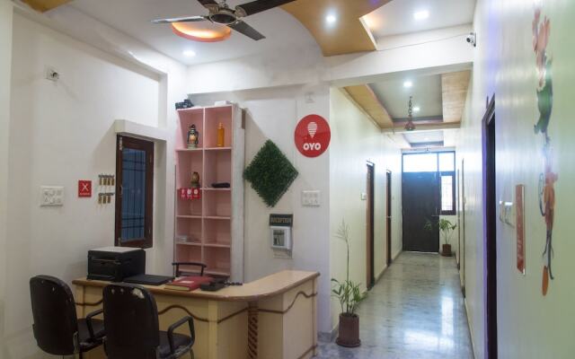 OYO 11743 Hotel Shree Krishna