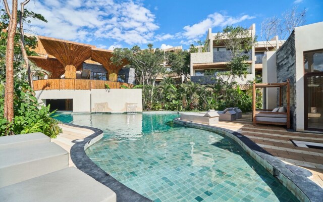 Adora Tulum 411 By Lockey