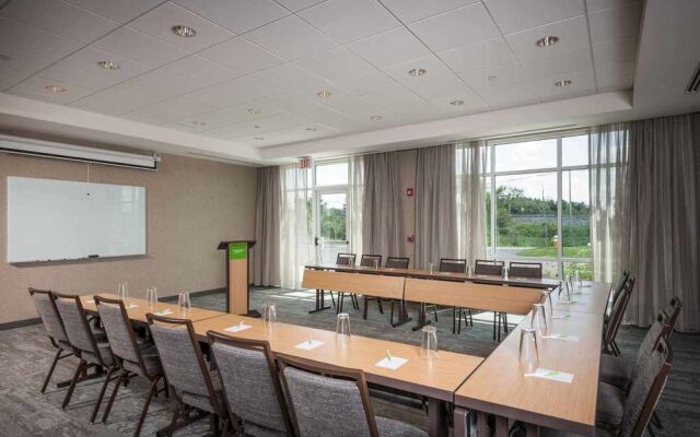 Courtyard Boston Littleton