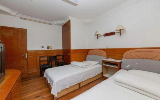 Dongzhu Hostel