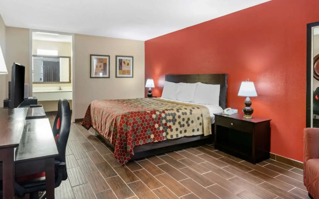 Clarion Inn Brunswick