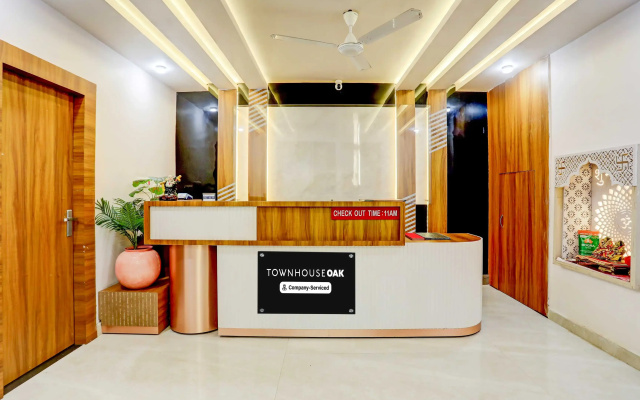 Super Townhouse Oak Dhanbad Central Near Golf Ground