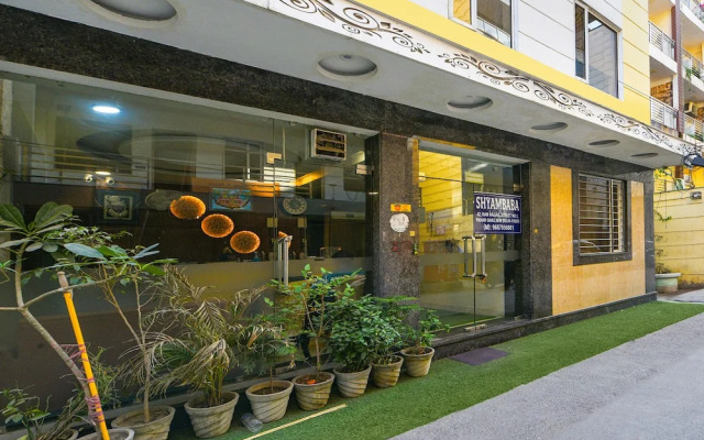 FabHotel Baba Residency