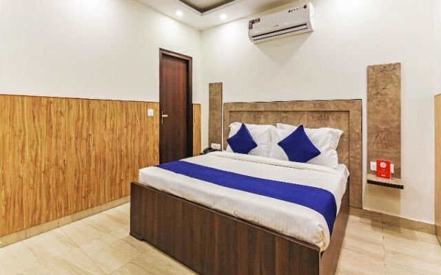 SilverKey Executive Stays 19389 Divine Inn