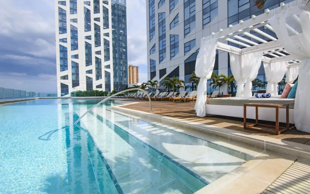 Grand Aston Habana