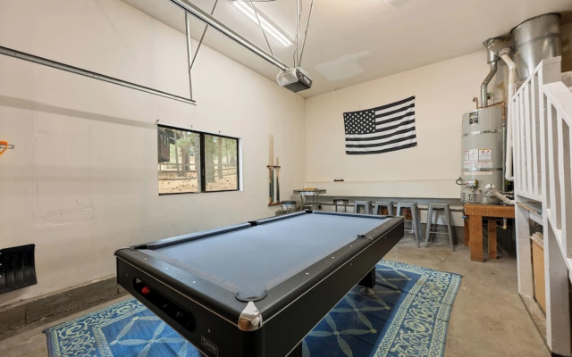 Bear Woods 3BR Retreat