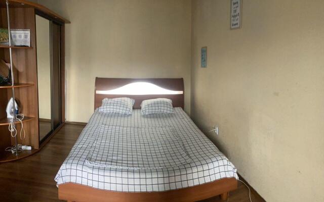 Апартаменты на проспекте Строителей 9