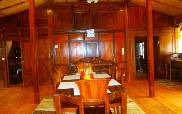 Villa Sumbing Indah