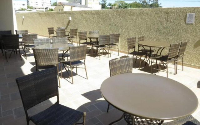 The Villeneuve Apartamento