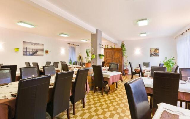 Hotel Restaurant De La Dore