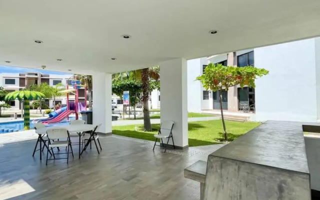 Prime Location House at Cerritos Great Price