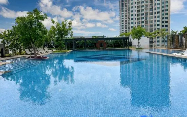 Newly Studio Apt w/ Pool, Gym Netflix